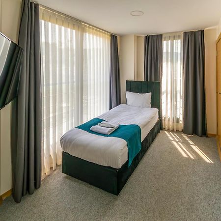 New Garden Airport Hotel Arnavutkoy Exterior foto