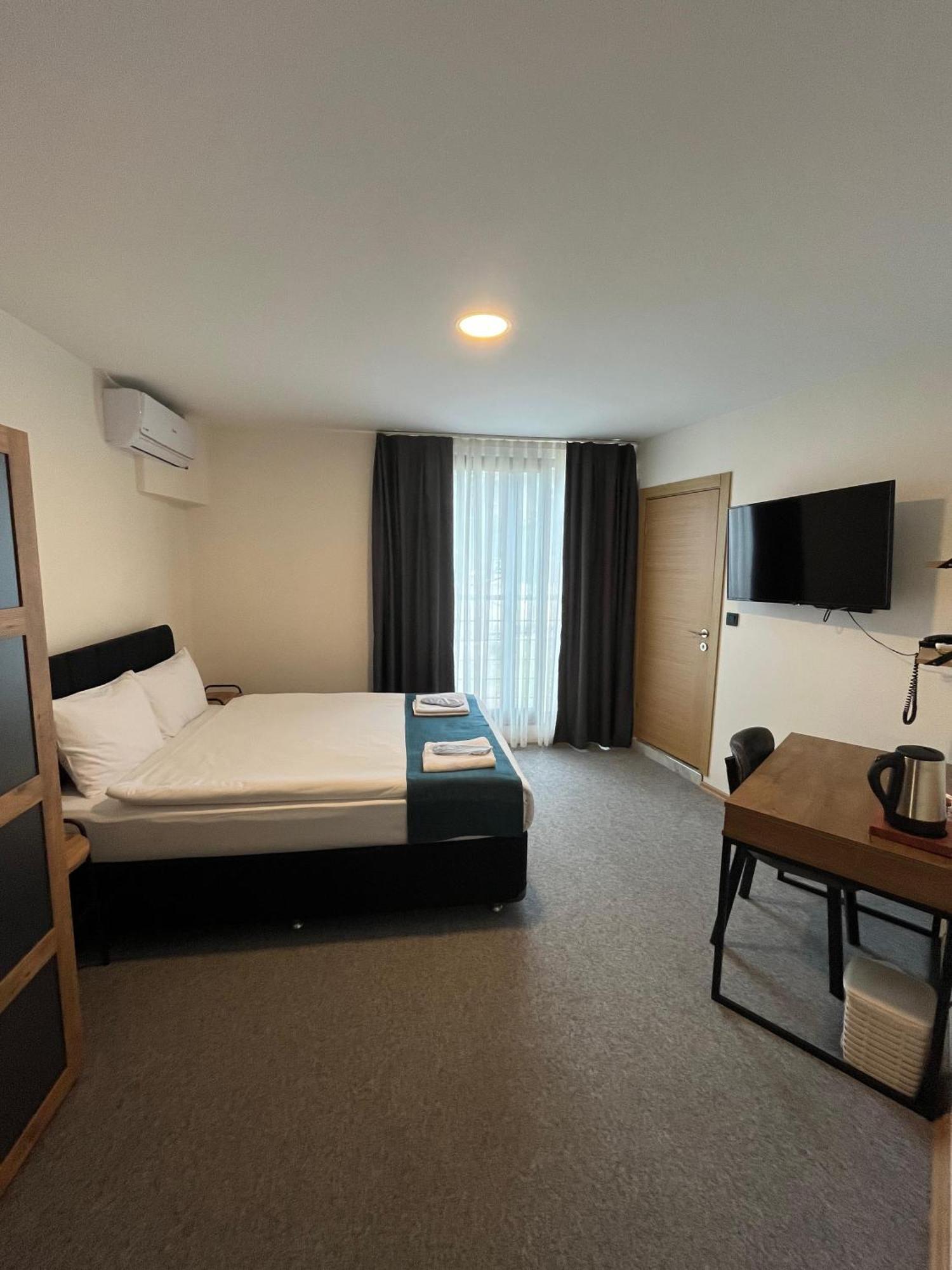 New Garden Airport Hotel Arnavutkoy Exterior foto